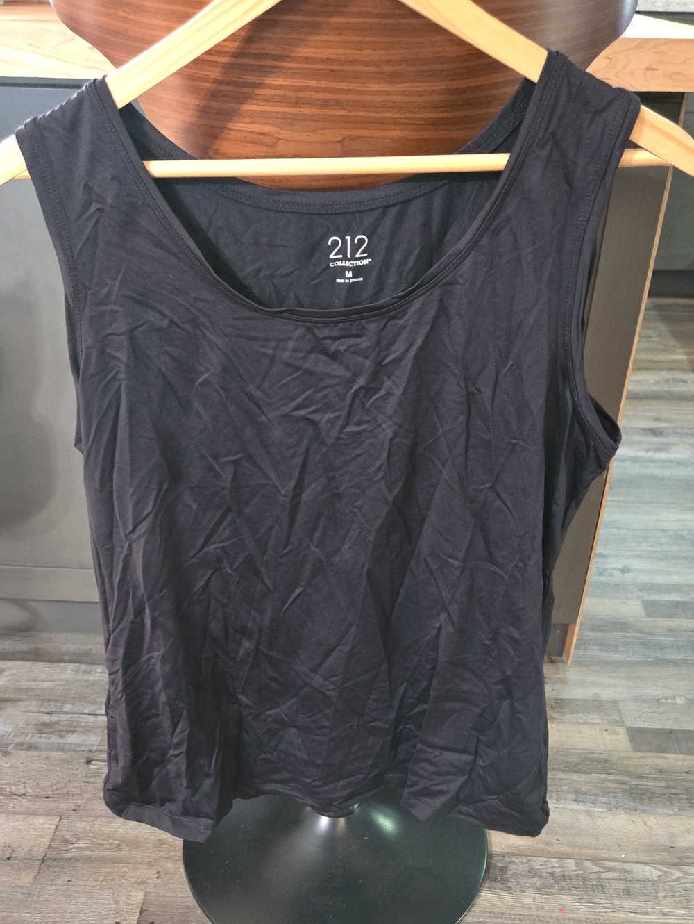 212 Collection Women's Navy Scoop Neck Tank